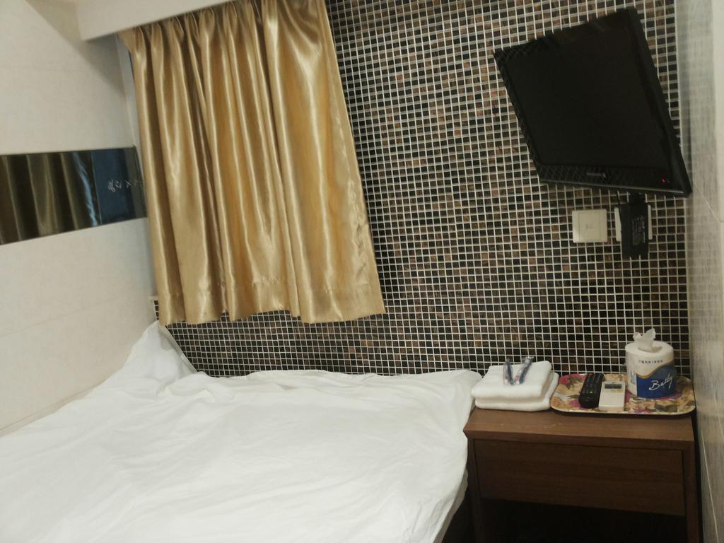 Lam Shan Hostel Hong Kong Room photo