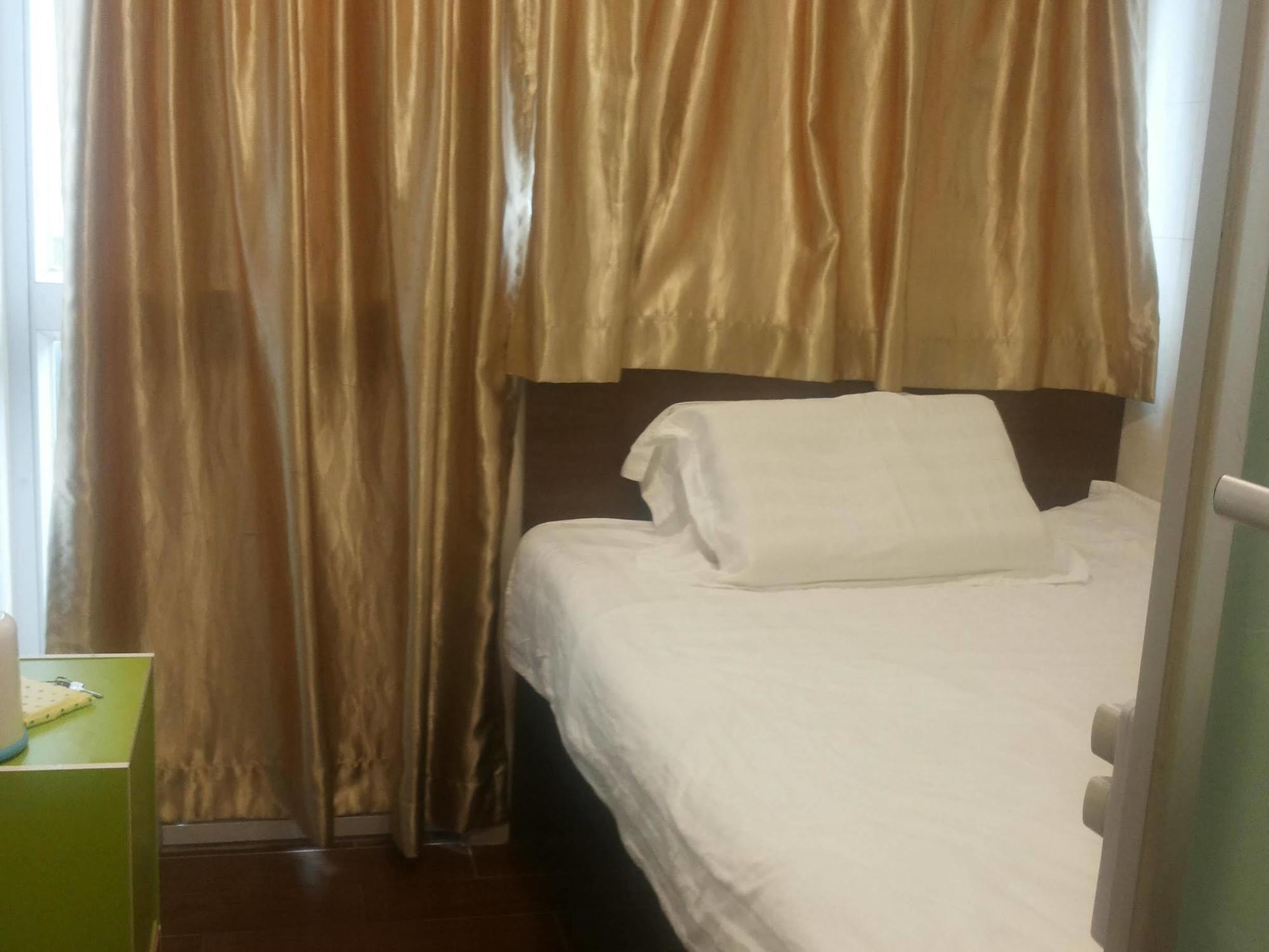 Lam Shan Hostel Hong Kong Exterior photo