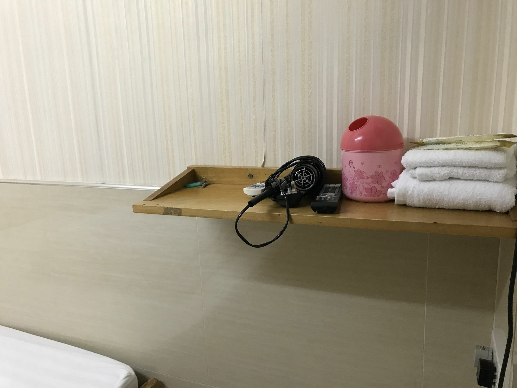 Lam Shan Hostel Hong Kong Exterior photo
